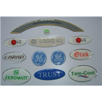 产品展示列表页的标牌设计 功能、美学与用户体验的融合